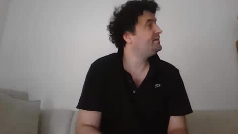 Snapshot of tsartan111 chatting on 10/22/25, 09:09 tsartan111 online show from 10/22/25, 09:09