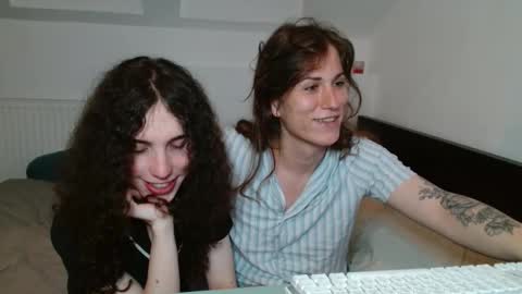 Snapshot of tsbubbles760 chatting on 09/21/25, 10:11 TSBubbles online show from 09/21/25, 10:11