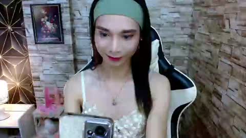 Tina online show from 12/03/24, 12:16