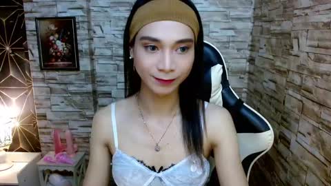 Tina online show from 01/06/25, 01:41