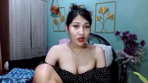 SHENA  online show from 12/22/24, 01:55