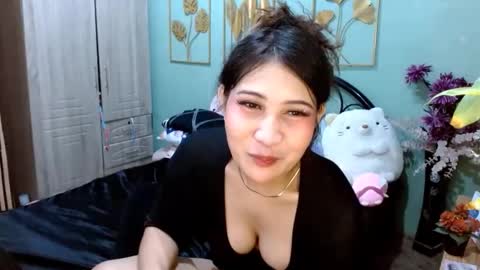 SHENA  online show from 01/20/25, 03:18