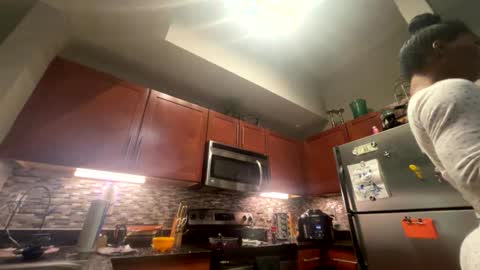 Snapshot of tsfoxx chatting on 10/01/25, 03:40 tsfoxx online show from 10/01/25, 03:40