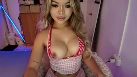 Snapshot of tsgilian_exoticbeauty chatting on 03/07/26, 03:14 tsgilian_exoticbeauty online show from 03/07/26, 03:14