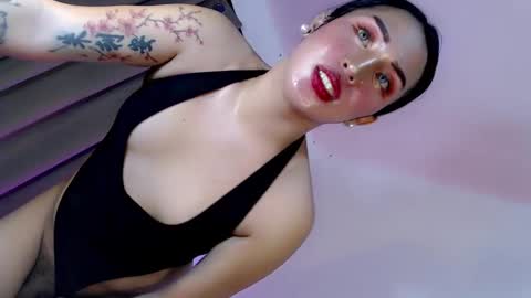 Julian online show from 03/08/25, 10:24