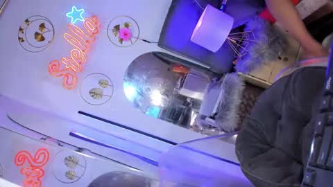 Snapshot of tshotfuckingyanzxx chatting on 01/23/25, 05:45   Stella Hanlon    - - online show from 01/23/25, 05:45