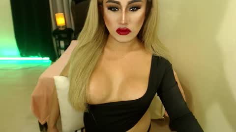 SEDUCTIVEmistresCUMS online show from 02/22/25, 12:49