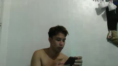 Snapshot of tskittylove69 chatting on 12/02/25, 12:21 Kitty online show from 12/02/25, 12:21