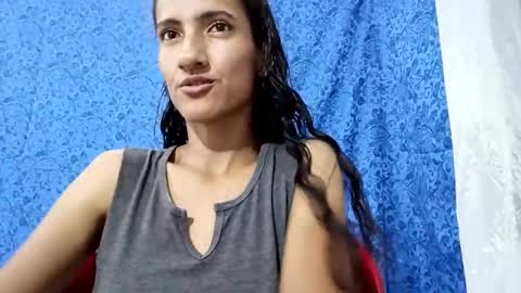 Snapshot of tsmilingg chatting on 05/16/26, 10:47 Dulce online show from 05/16/26, 10:47