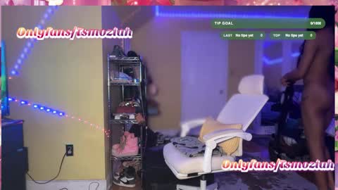 Snapshot of tsmoziah chatting on 11/09/25, 04:11 tsmoziah online show from 11/09/25, 04:11
