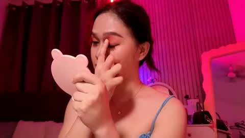 Snapshot of tsnathaliasilvana chatting on 10/02/25, 11:17 Bella Ratbu online show from 10/02/25, 11:17