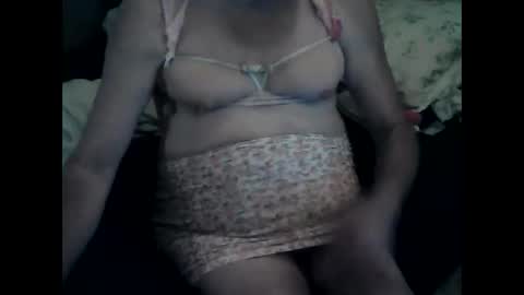 Snapshot of tsrobyn636 chatting on 10/05/25, 08:18 tsrobyn636 online show from 10/05/25, 08:18