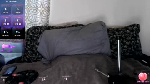 Snapshot of tssnailgirl chatting on 02/27/25, 10:09 Jade Snail online show from 02/27/25, 10:09
