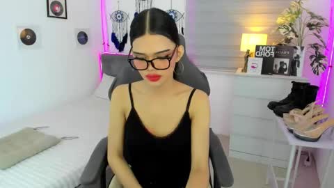 tstoni_talks online show from 11/18/25, 06:23