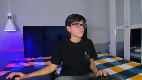 Maru online show from 09/25/25, 08:12