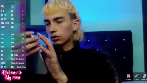Snapshot of ttimy_x_boy chatting on 04/06/26, 09:38 ttimy online show from 04/06/26, 09:38