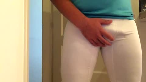 Snapshot of ttt94xxx chatting on 09/24/25, 11:24 Tommy online show from 09/24/25, 11:24