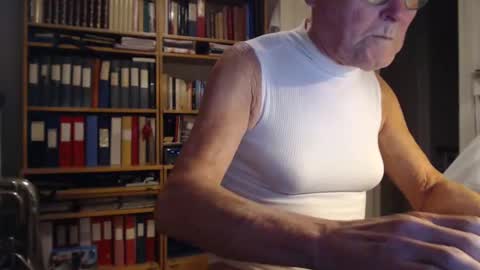 FINN but call me NANNA online show from 12/27/24, 03:37