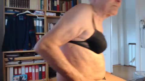 FINN but call me NANNA online show from 02/26/25, 09:21