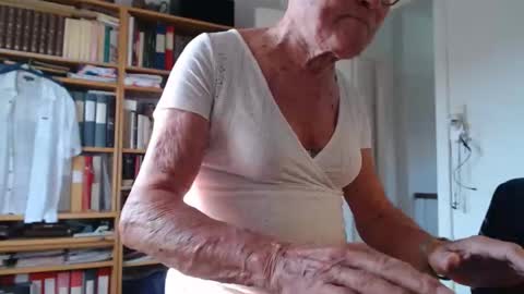 FINN but call me NANNA online show from 09/10/25, 08:36