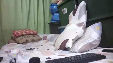 Mae online show from 09/16/25, 09:27