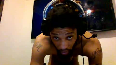 Snapshot of tufyi1 chatting on 12/15/25, 11:58 tufyi1 online show from 12/15/25, 11:58