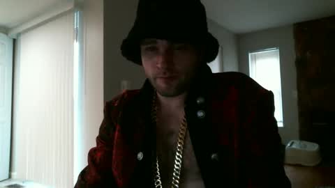 Snapshot of tugg_love chatting on 11/12/25, 06:19 tugg_love online show from 11/12/25, 06:19