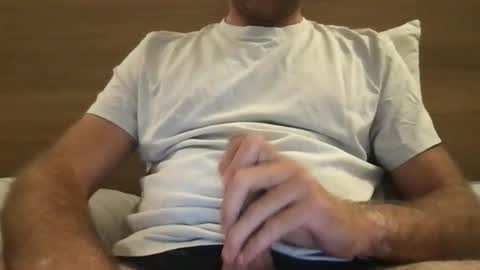 Snapshot of tulaveux06 chatting on 10/07/25, 04:26 tulaveux06 online show from 10/07/25, 04:26