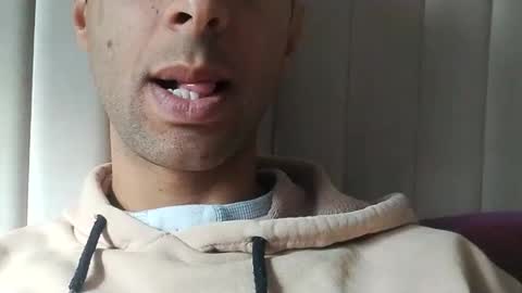 Snapshot of tunisiensexyguy chatting on 12/29/24, 11:29 TunisienSexyGuy online show from 12/29/24, 11:29