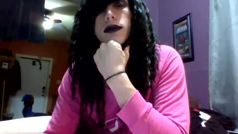 Snapshot of turnmetrans chatting on 01/06/25, 06:36 Turnmetrans online show from 01/06/25, 06:36