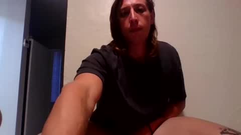 Snapshot of turnmetrans chatting on 09/26/25, 01:15 Turnmetrans online show from 09/26/25, 01:15