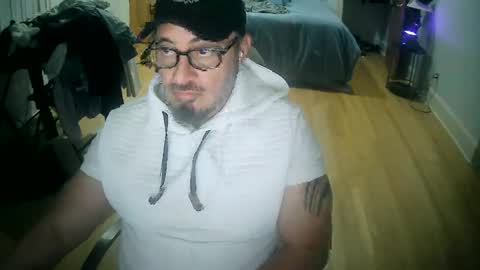 Snapshot of tuscan_taurus chatting on 11/03/25, 10:21 tuscan_taurus online show from 11/03/25, 10:21