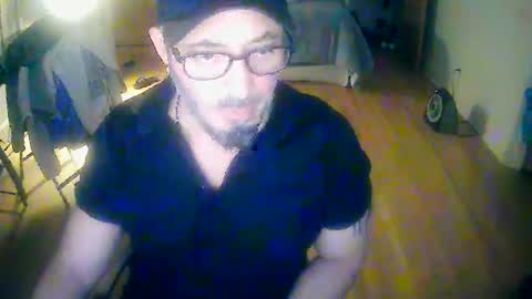 Snapshot of tuscan_taurus chatting on 12/02/25, 01:00 tuscan_taurus online show from 12/02/25, 01:00