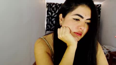 tuti online show from 12/19/24, 02:35