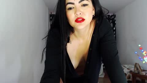 tuti online show from 12/22/24, 10:47