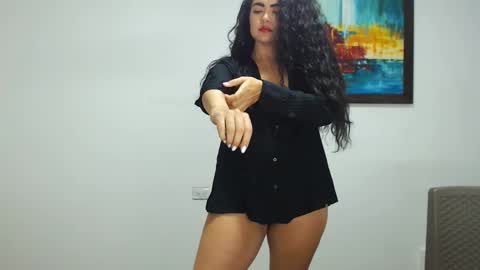 tuti online show from 02/06/25, 02:44