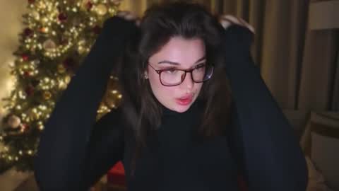 Snapshot of tutti_frutti_ chatting on 01/14/26, 08:25 Ariana online show from 01/14/26, 08:25