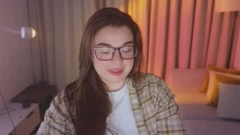 Snapshot of tutti_frutti_ chatting on 02/26/26, 09:14 Ariana online show from 02/26/26, 09:14