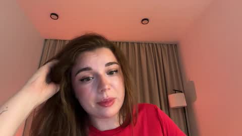 Snapshot of tutti_frutti_ chatting on 04/04/26, 07:44 Ariana online show from 04/04/26, 07:44