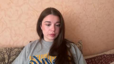 Snapshot of tutti_frutti_ chatting on 04/30/26, 05:25 Ariana online show from 04/30/26, 05:25