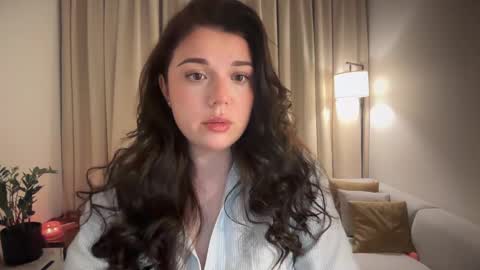 Snapshot of tutti_frutti_ chatting on 05/24/26, 08:25 Ariana online show from 05/24/26, 08:25
