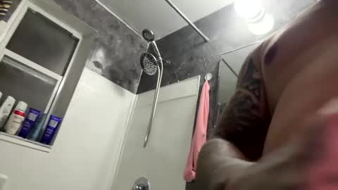 tuvo611077 online show from 01/03/25, 02:54