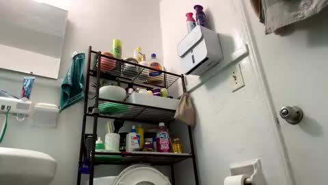 tuvo611077 online show from 12/18/25, 06:36