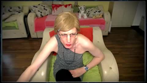 Clementine online show from 01/09/25, 11:03