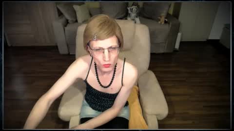 Snapshot of tvclementine chatting on 11/30/25, 09:24 Clementine online show from 11/30/25, 09:24