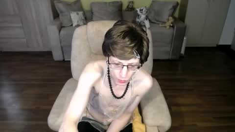 Clementine online show from 05/05/26, 08:33