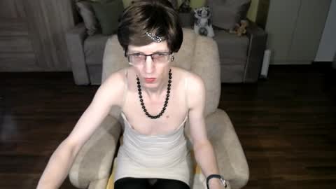 Clementine online show from 05/21/26, 08:43