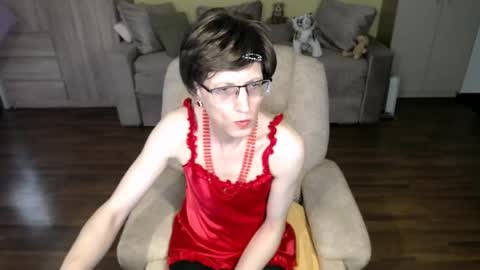 Clementine online show from 06/04/26, 07:58