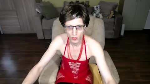 Clementine online show from 06/06/26, 09:25
