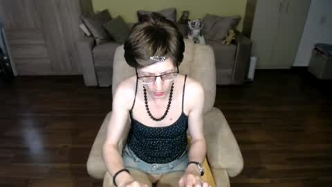 Clementine online show from 06/18/26, 09:14